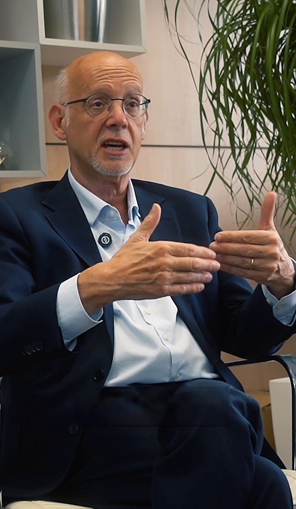 Daniel Orpí durante una entrevista